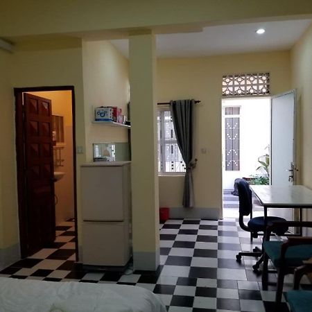 Room 7 - Studio In A Villa 5Mn Walk From The Royal Palace With Swimming Pool Phnom Penh Extérieur photo