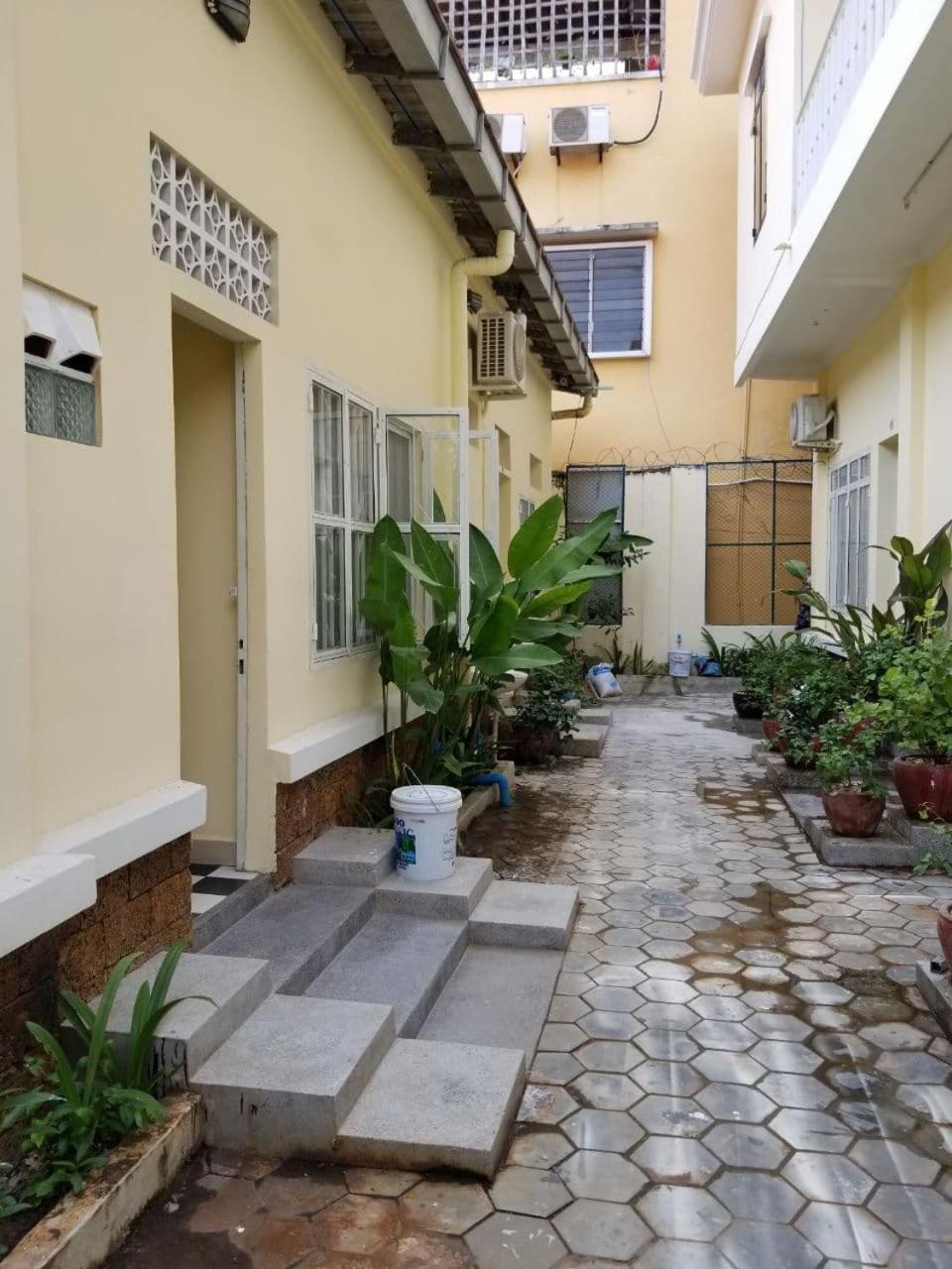 Room 7 - Studio In A Villa 5Mn Walk From The Royal Palace With Swimming Pool Phnom Penh Extérieur photo